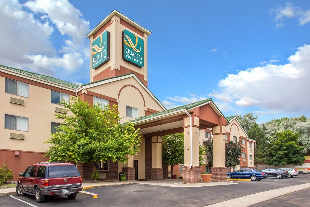 Quality Inn & Suites Lakewood - Denver Southwest エクステリア 写真