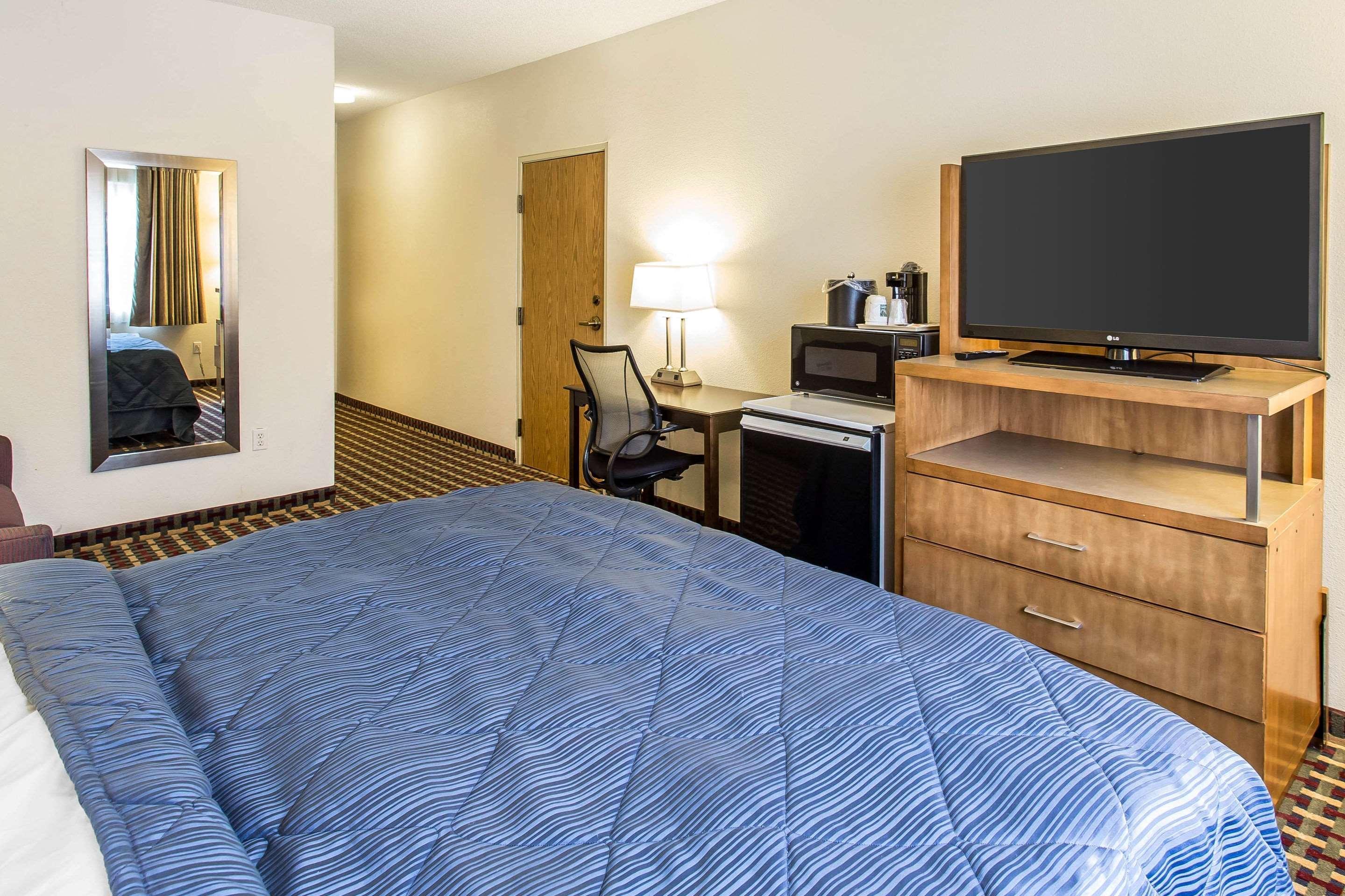 Quality Inn & Suites Lakewood - Denver Southwest エクステリア 写真