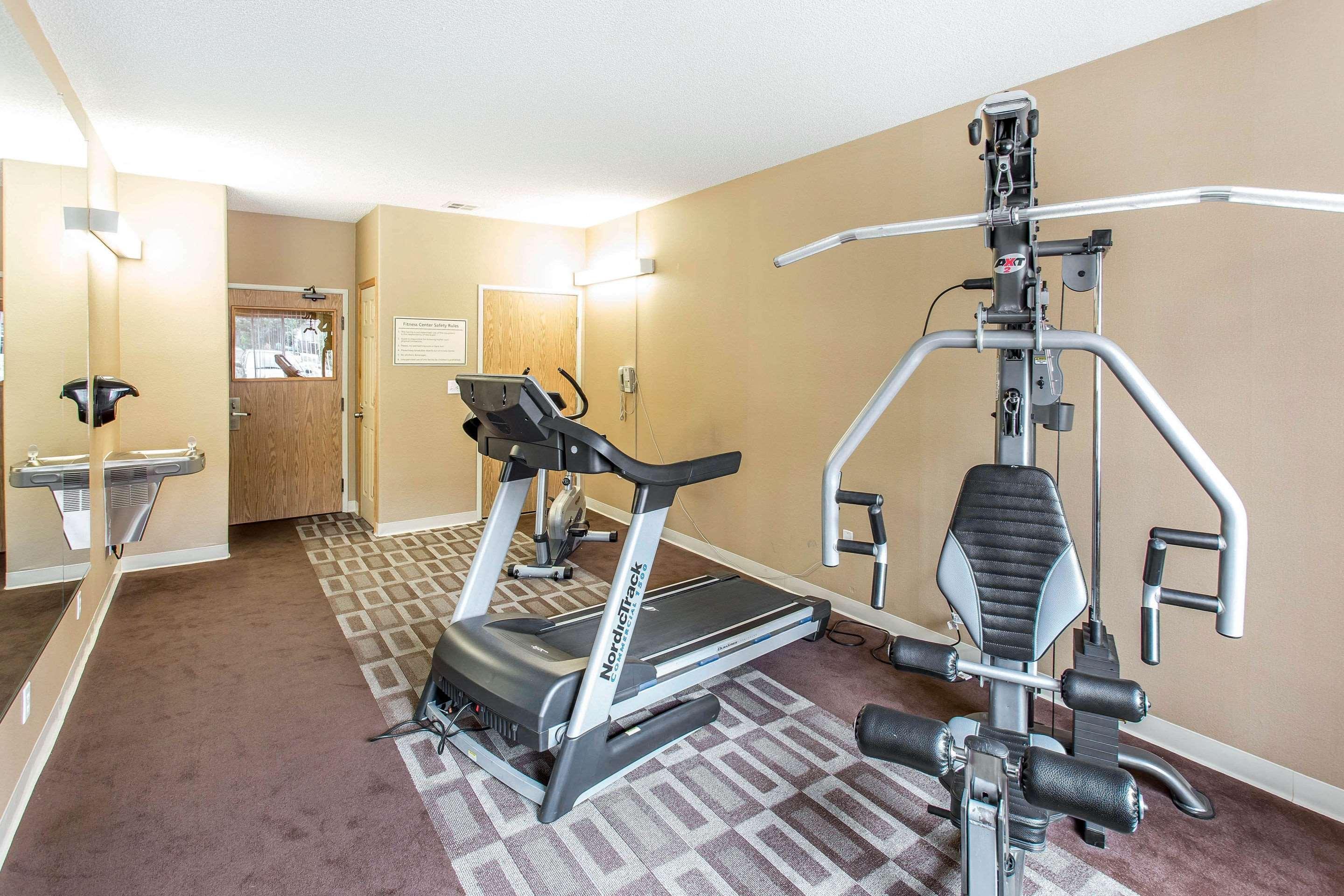 Quality Inn & Suites Lakewood - Denver Southwest エクステリア 写真