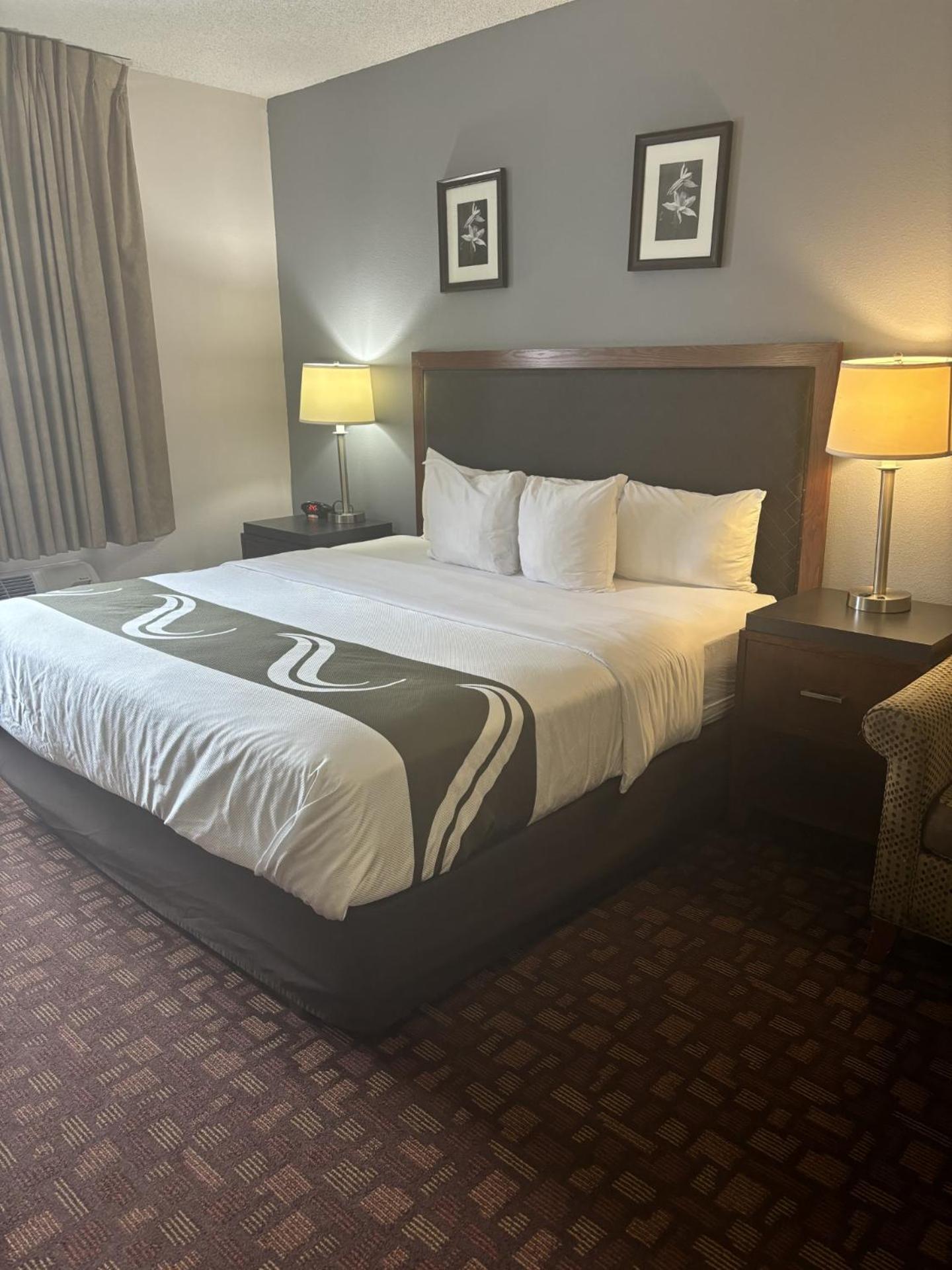 Quality Inn & Suites Lakewood - Denver Southwest エクステリア 写真