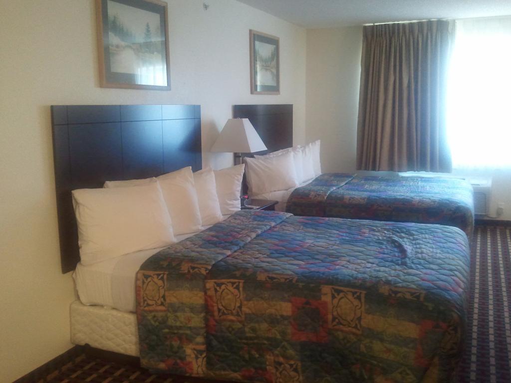 Quality Inn & Suites Lakewood - Denver Southwest エクステリア 写真